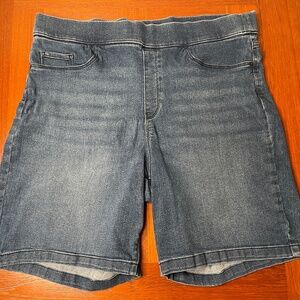 DKNY Denim Shorts XL